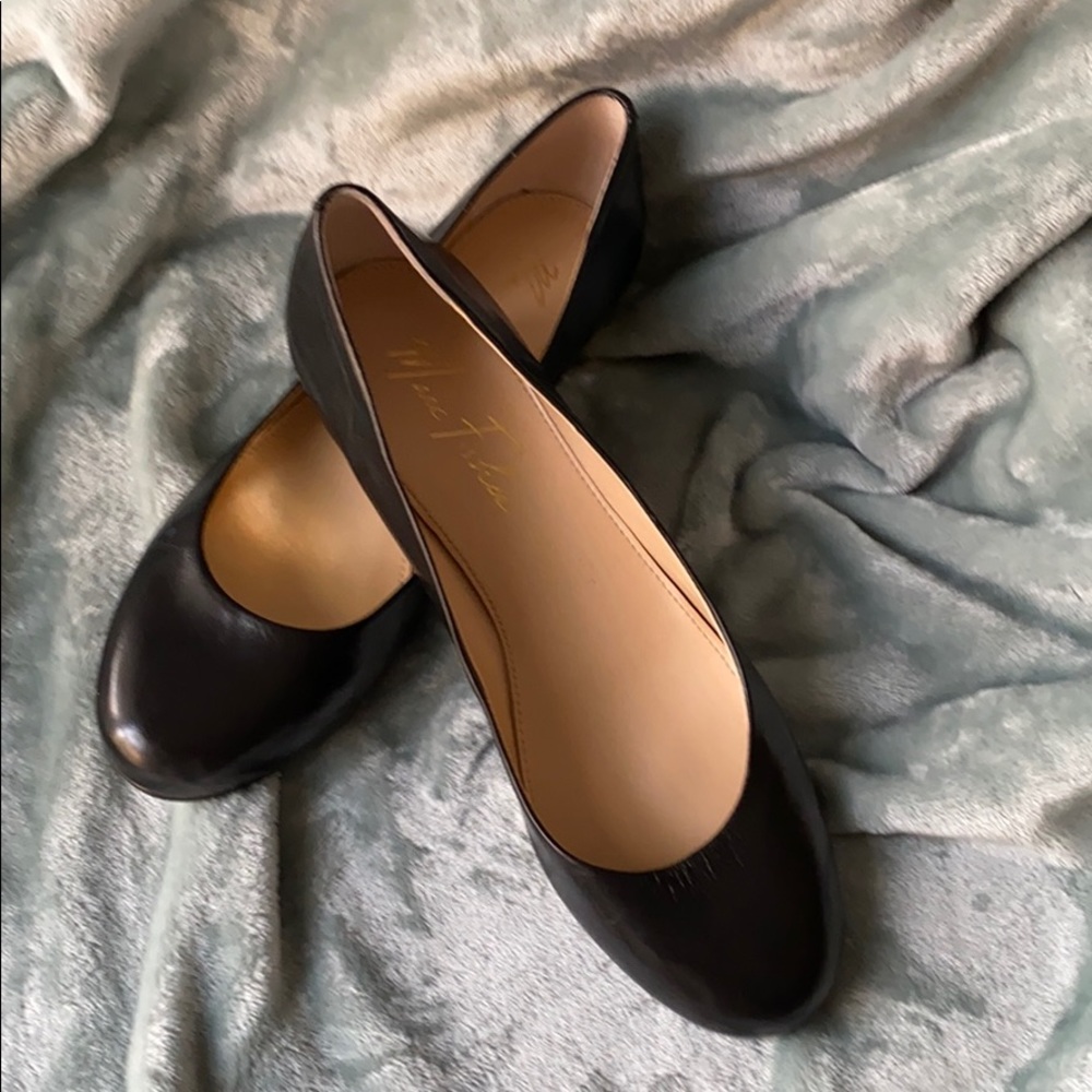 NWOT Marc Fisher size 8M flats no box